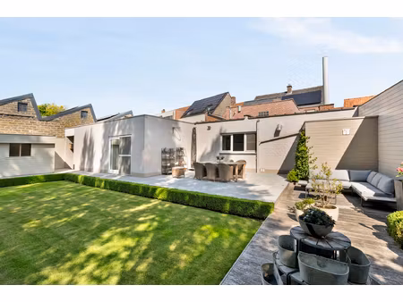 huis te koop in meulebeke met 5 slaapkamers