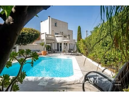 achat : maison (13002)