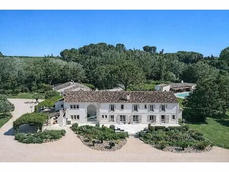 superbe propriété d'exception au coeur des alpilles
