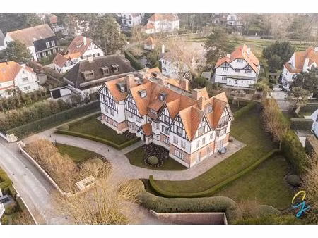 appartement te koop in knokke-heist met 3 slaapkamers