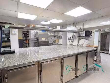 proche fontainebleau : fonds de commerce boulangerie pâtisserie et logement