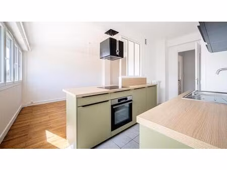 location appartement 4 pièces 82m² nantes 44100