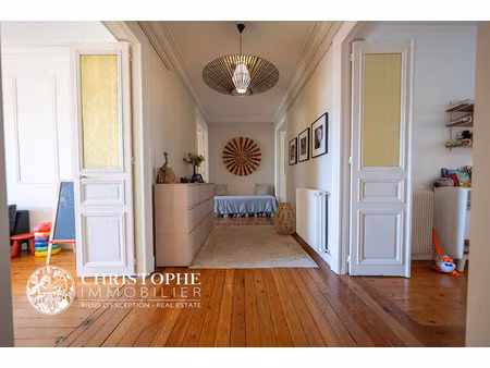 vente appartement 5 pièces 175m2 pau 64000 - 549000 € - surface privée