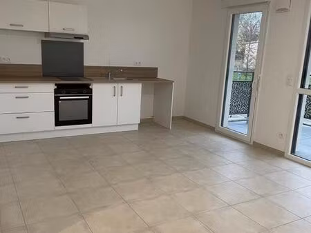 a louer beau t3 recent - fontaine les dijon