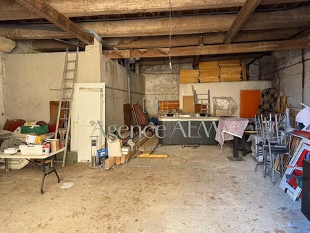 vente parking 117 m² à gigean (34770)  76 000 €