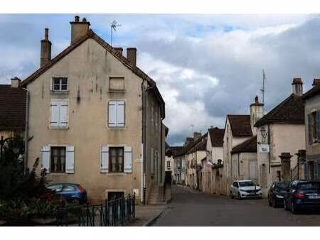 vente immeuble à gretz-armainvilliers (77220) : à vendre / 600m² gretz-armainvilliers