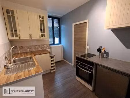 location appartement 2 pièces meublé à lesneven (29260) : à louer 2 pièces meublé / 39m² l