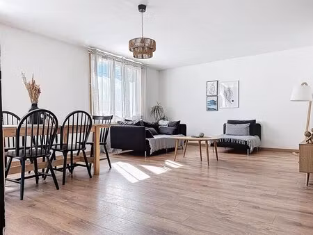 charmant 3p rénové 65 m² avec parking nantes