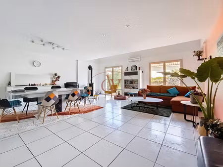 villa 3 faces 133 m2 avec garage 4 chambres terrain 847