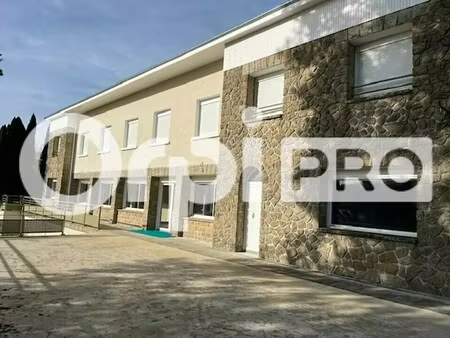 vente local d’activités peyrat le chateau 87470 545m²