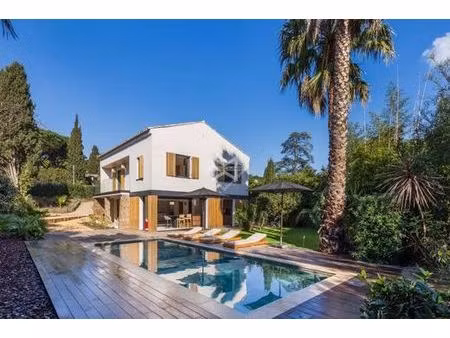 villa de luxe de 5 pièces en location la croix-valmer  provence-alpes-côte d'azur