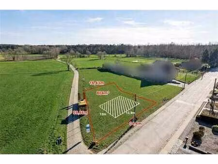 terrain à bâtir pour un développement ouvert dans un endroit