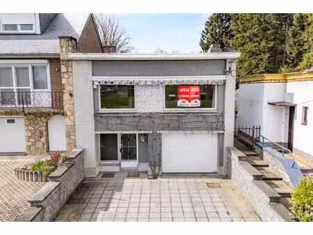 maison 2ch avec garage et jardin