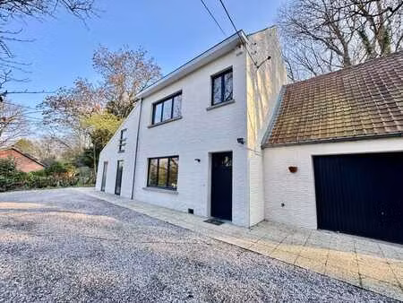 cadre paisible : superbe villa 4 ch. à wavre