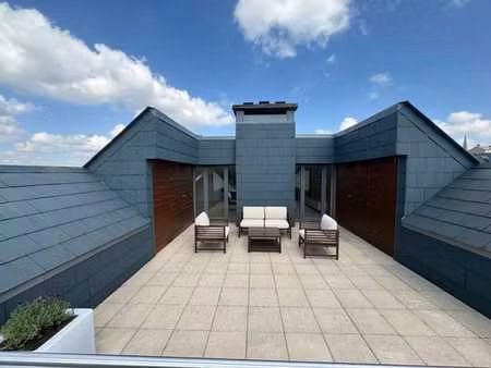 lumineux duplex 3ch. avec terrasses et garage