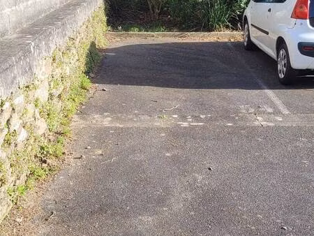 parking à louer