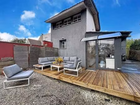 maison de +-120m² sur terrain de 8 ares 82 ca