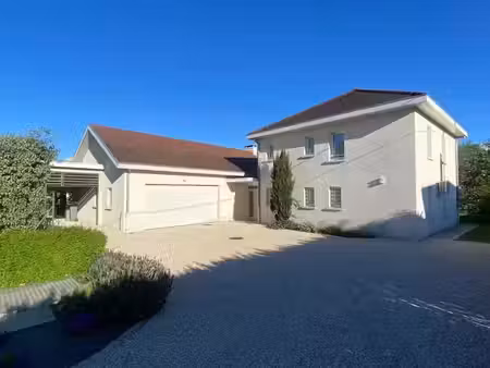 vente maison 6 pièces 209 m² à vourey (38210)  649 000 €