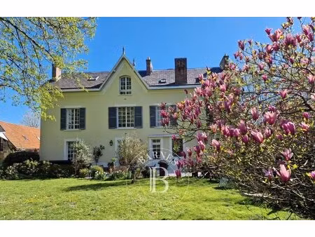 proche rambouillet  maison bourgeoise en excellent état de 337m2 habitables sur 2450m2 de.