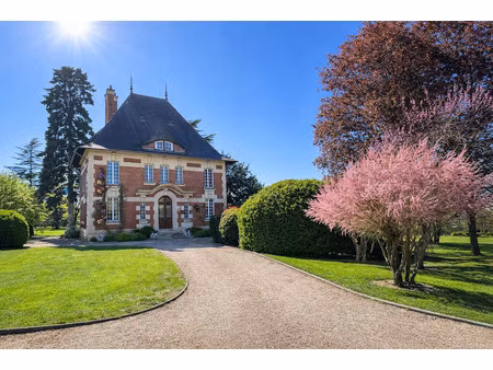 vente maison 8 pièces 286 m² à dun-sur-auron (18130)  497 000 €