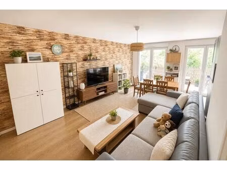charmant 3 pièces avec balcon et garage à darnétal