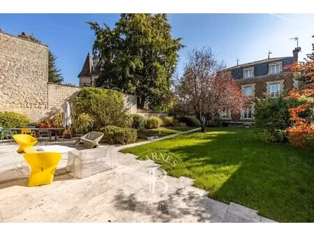 maison de luxe à vendre dans le quartier centre-gare