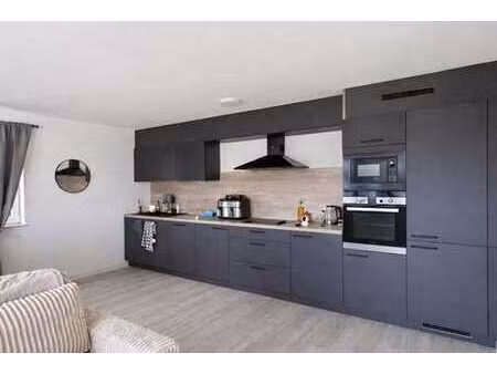 superbe appartement neuf avec 2ch. et jardin à feschaux.