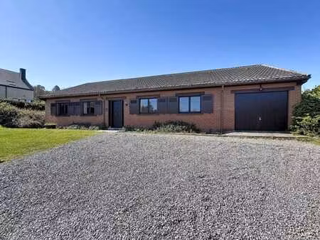 maison de plain-pied à rénover à han/lesse