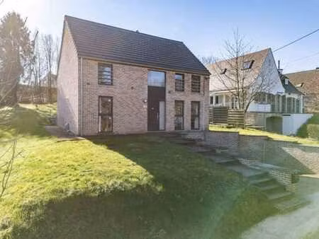 villa avec superbe situation sur les hauteurs de wépion