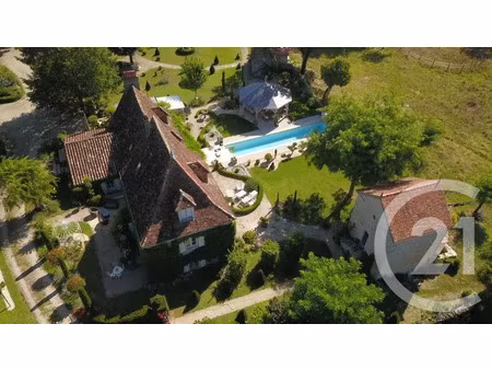 vente maison 12 pièces 370 m² à montvalent (46600)  1 092 000 €