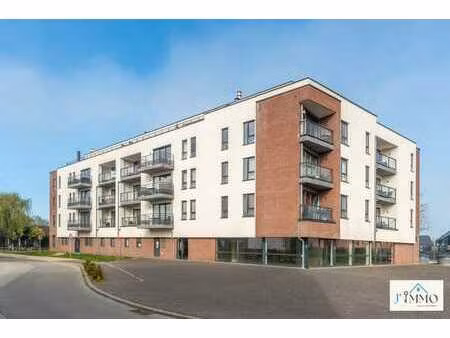 appartement 2 chambres avec balcon et emplacement de parking