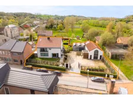 maison 5 à 7 ch.  jardin + bureaux (+/- 113m²) et 3 garages