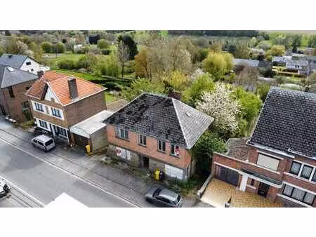 maison à rénover avec terrain à bâtir - marchin