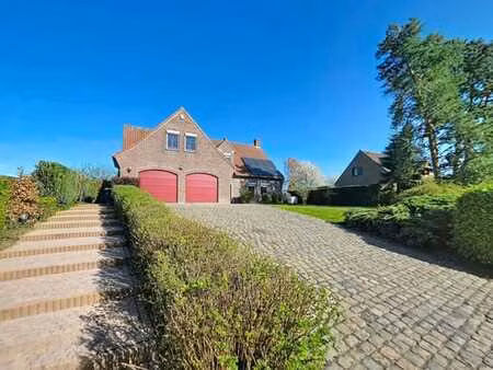 villa 5 ch + profession libérale; honnelles