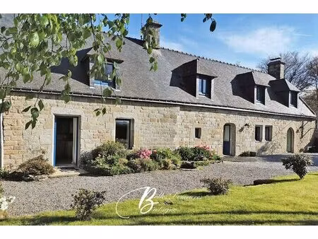 a vendre belle longère et son gîte pays de lorient