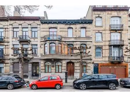 laeken-maison unifamiliale (cfr titre propriété)-idéale coli