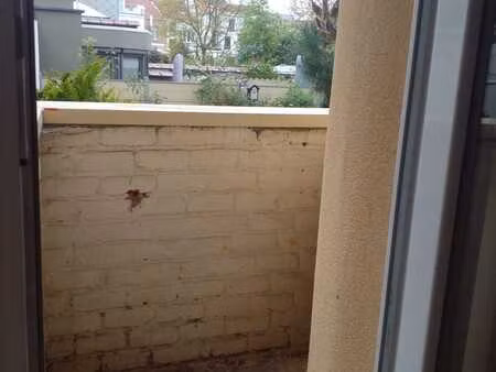 agréable studio avec terrasse à proximité du métro delta