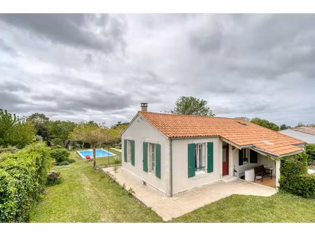 vente maison 4 pièces 95 m² port-des-barques (17730)
