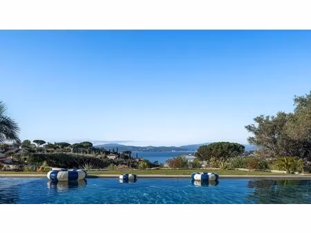 villa de luxe à vendre dans le quartier nartelle-noyer-bellevue-bd des sardinaux