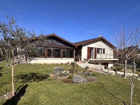 maison proche du centre 4 chambres + annexes