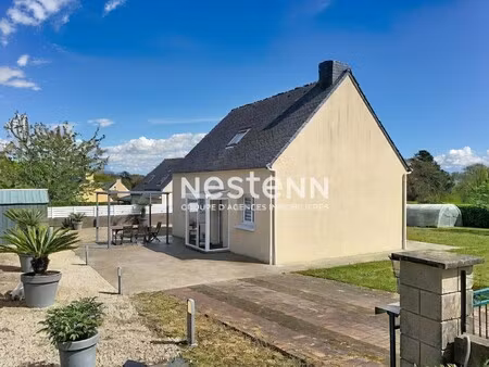 maison contemporaine 5 pièces dans le bourg de saint thurien
