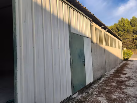location locaux professionnels 2 pièces 240 m² à morières-lès-avignon (84310)  1 820 €