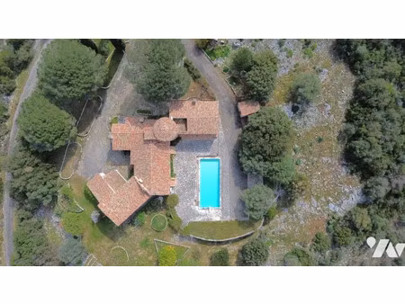 vente maison 7 pièces 278 m² à roquefort-les-pins (06330)  2 450 000 €