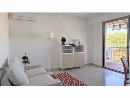 cannes centre avenue du petit juas 2 pieces meuble