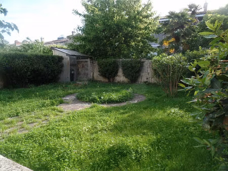 maison bourgeoise de 6pp avec cave  jardin et garage