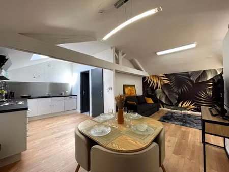 saintes  rive droite  proximité commerces  bus  ga