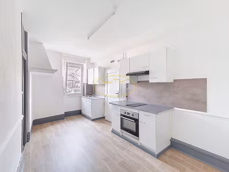 appartement f1 rez-de-chaussée