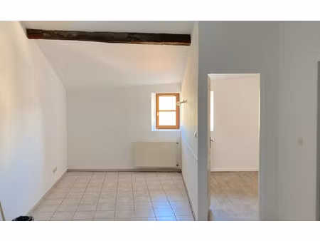 location appartement  38.2 m² t-2 à loriol-sur-drôme  420 €
