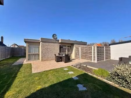 bungalow met tuin te westende