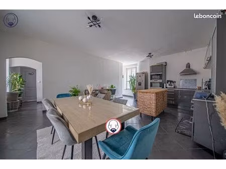 maison de village 6 pièces 171 m²